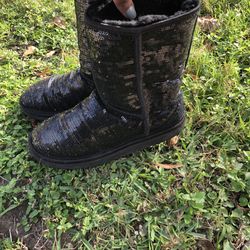 Ugh boots black sequin woman size 6