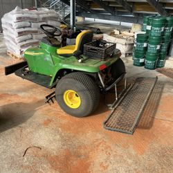 John Deere 1200A