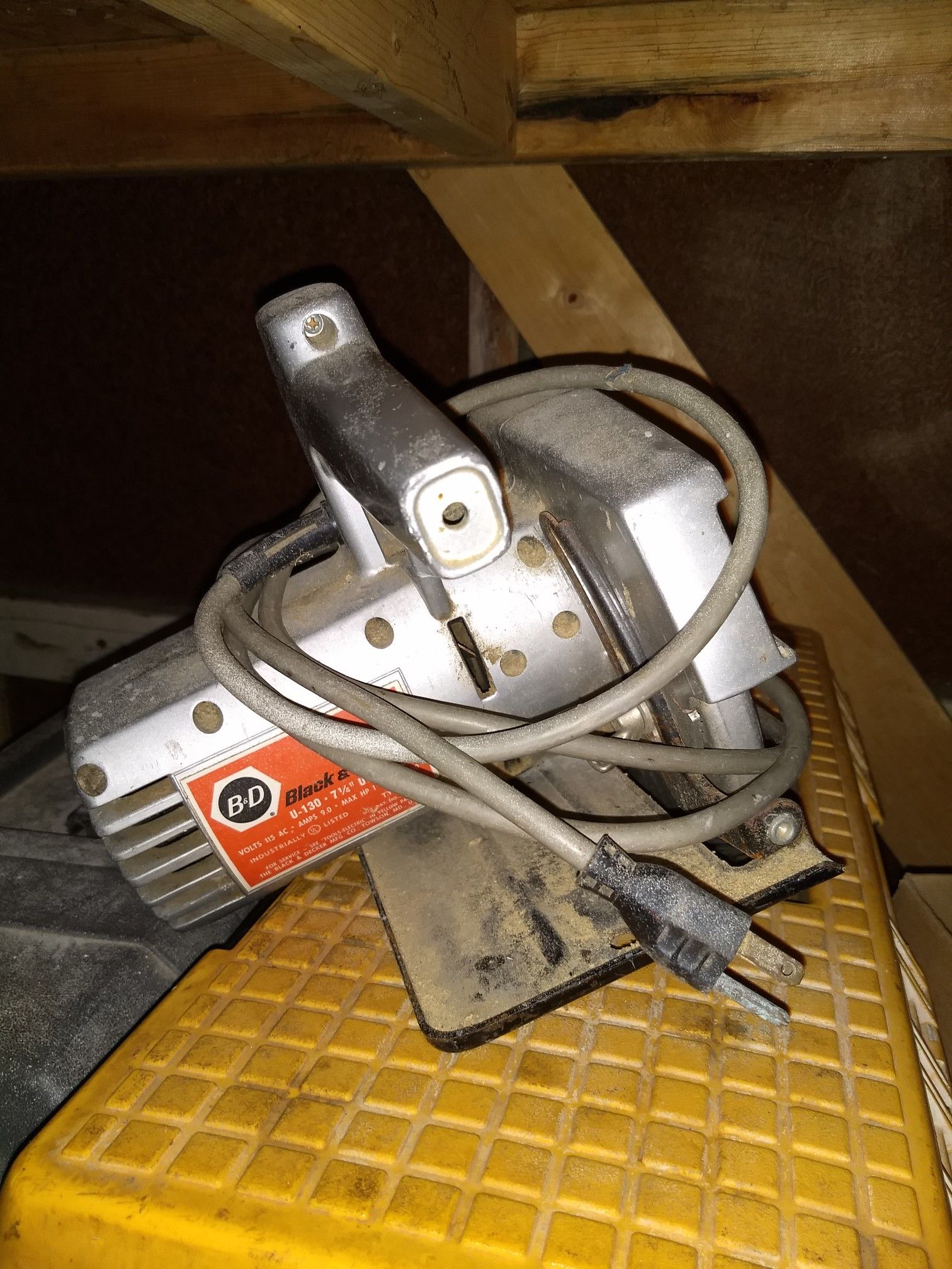 Black and Decker circular saw
