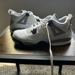 Jordan Retro 4 -navy