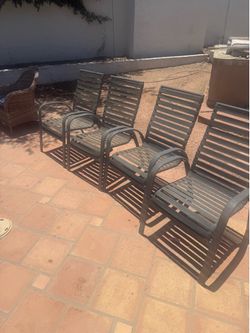 Set of 4 Outdoor patio dining chairs