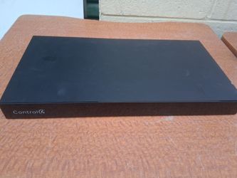 Control4 C4-HC800-BL Home Controller.