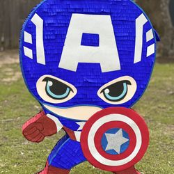 Capitán América Piñata
