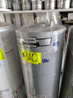 AO SMITH 40GL WATER HEATER