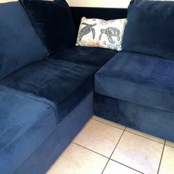 Couch (Dark Blue)