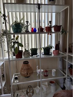 Repisa, para sala con 5 pisos y tres con cristales
