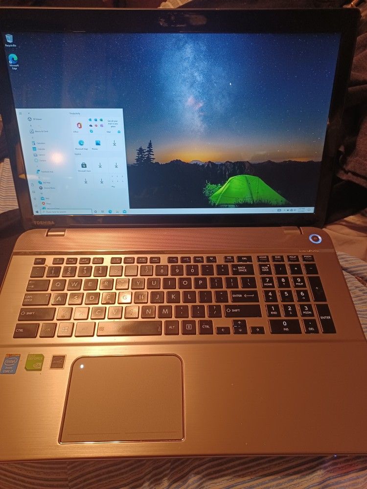 Laptop Toshiba Satellite Intel core i7