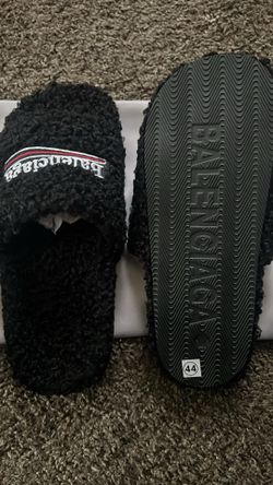 Black Balenciaga slides size us 10