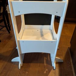 Little Partners Learning Tower