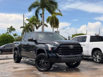2023 Toyota Tundra CrewMax