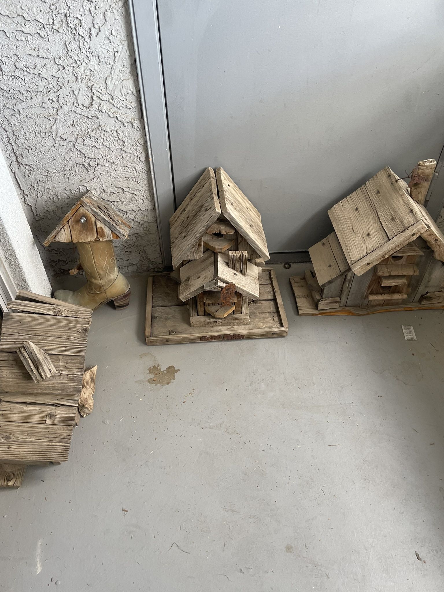birdhouse hand made they r big deco