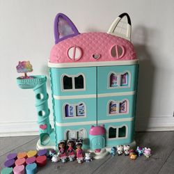 Gabby’s Dollhouse - With Many Rooms And Figurines - Great Value