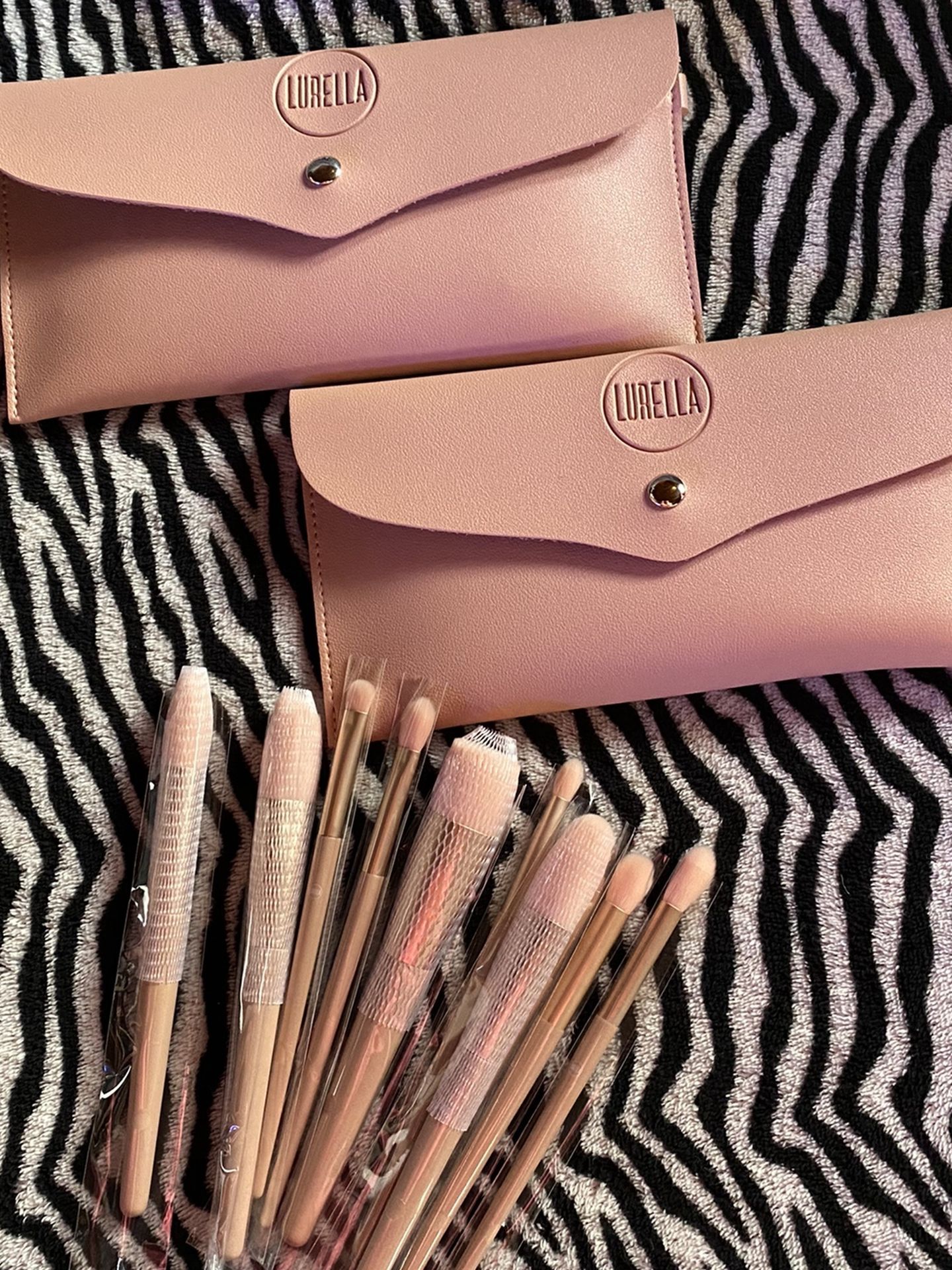 Rose Gold Brushes