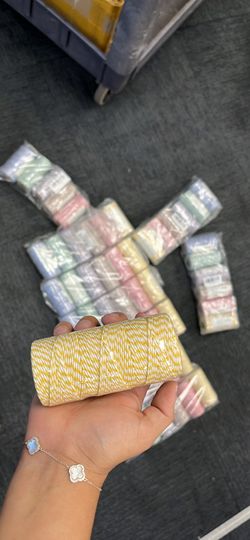 String packs variety colors