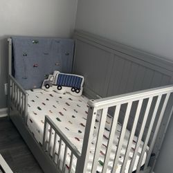 Graco Daybed Crib With Mattresse