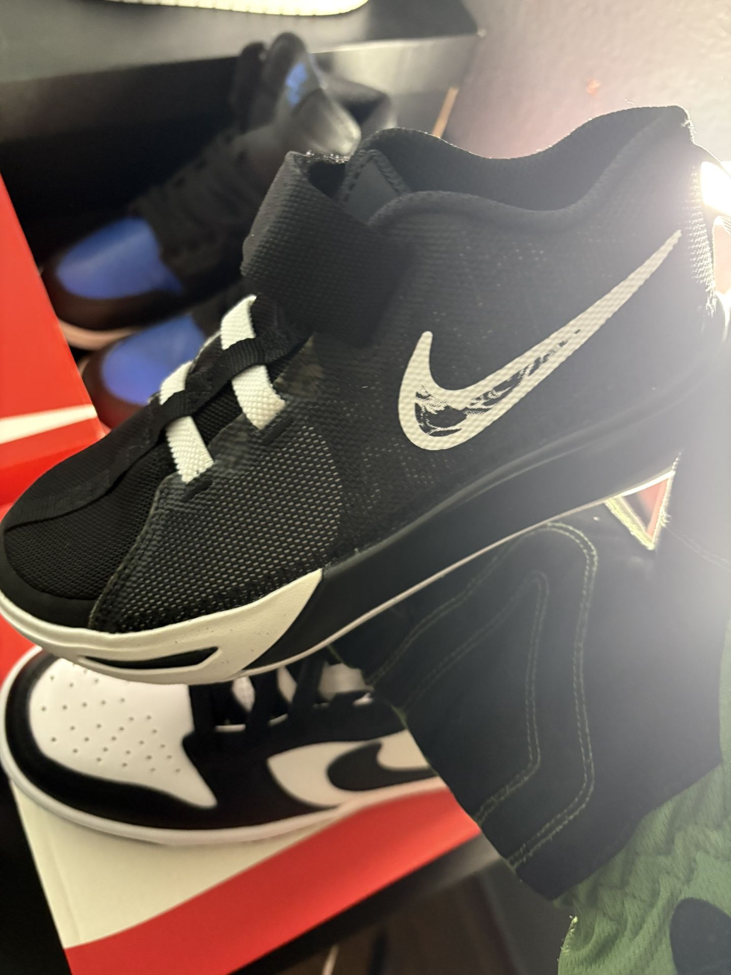 Basketball Shoes Pre Owned No Box