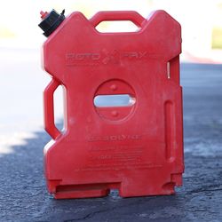 ROTO PAX 2 gal Gas Can