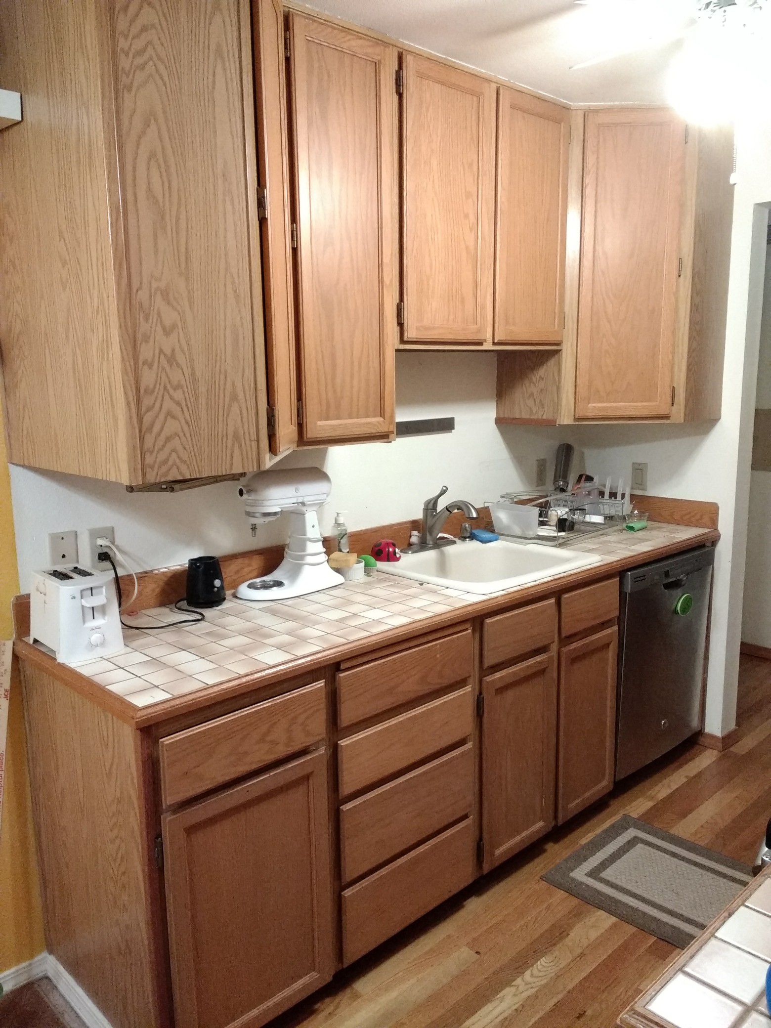 Free kitchen cabinets - great for garage or storage