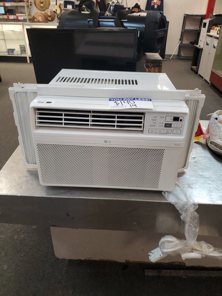 LG Air Conditioner 10,000 BTU 
