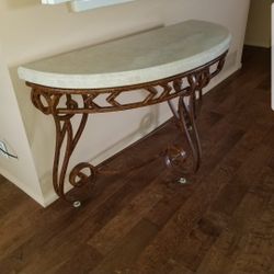 Beautiful End Table 