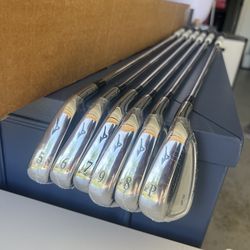 Mizuno MP-52 irons P-5, right handed brand new