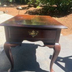 2 Queen Anne Side Tables with drawers