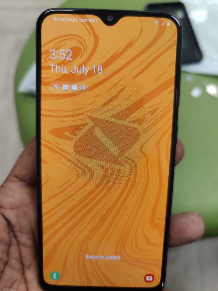 Samsung Galaxy A20 32gb for Sprint Network Sims .