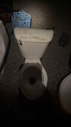 Toliet