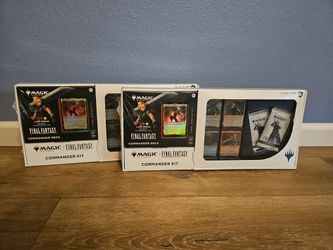 Magic the Gathering: Final Fantasy Cloud Commander Deck Bundle