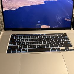 Macbook Pro 16 Inch 2.4 Ghz Radon Pro/64 Gb 4 Tb