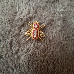 Bee Pin