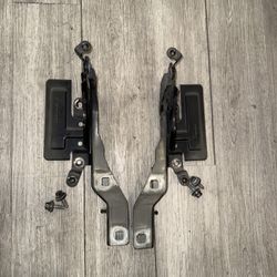 2018-2022 FORD EXPEDITION FRONT HOOD HINGE SET W/BOLTS  OEM