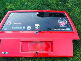 92 Jeep Cherokee back hatch