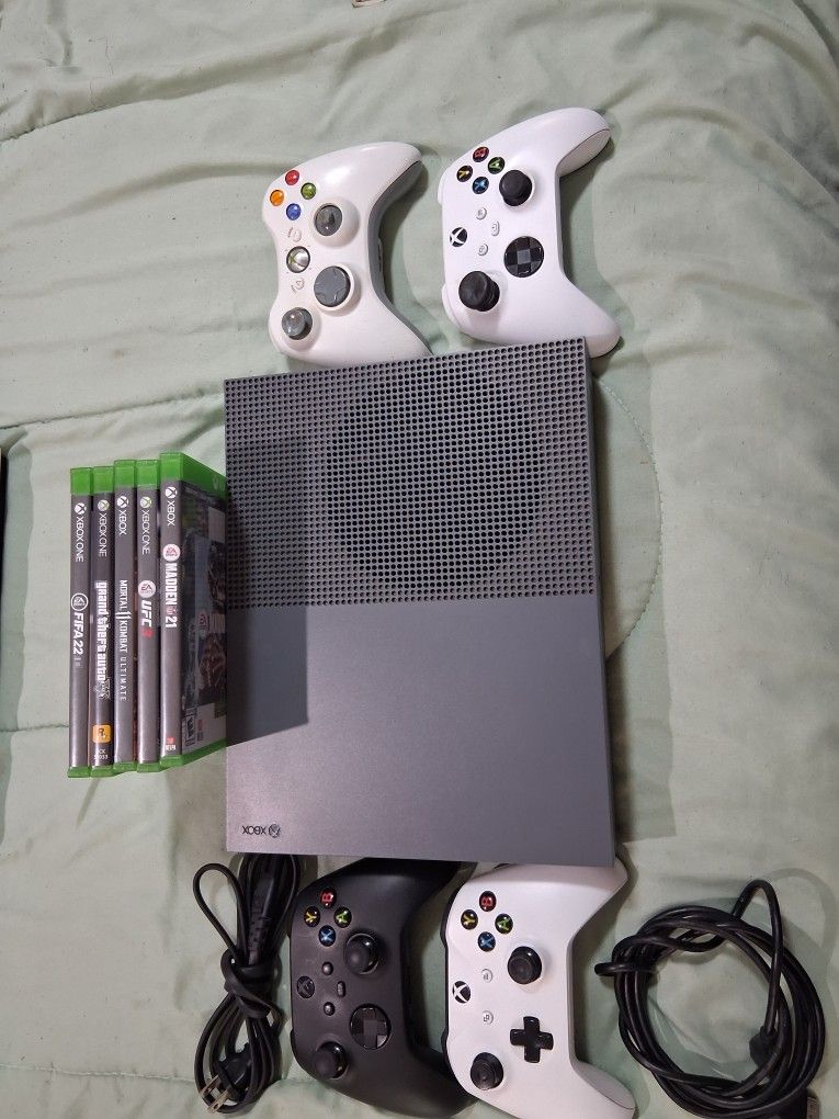 Limited Edition Xbox One S