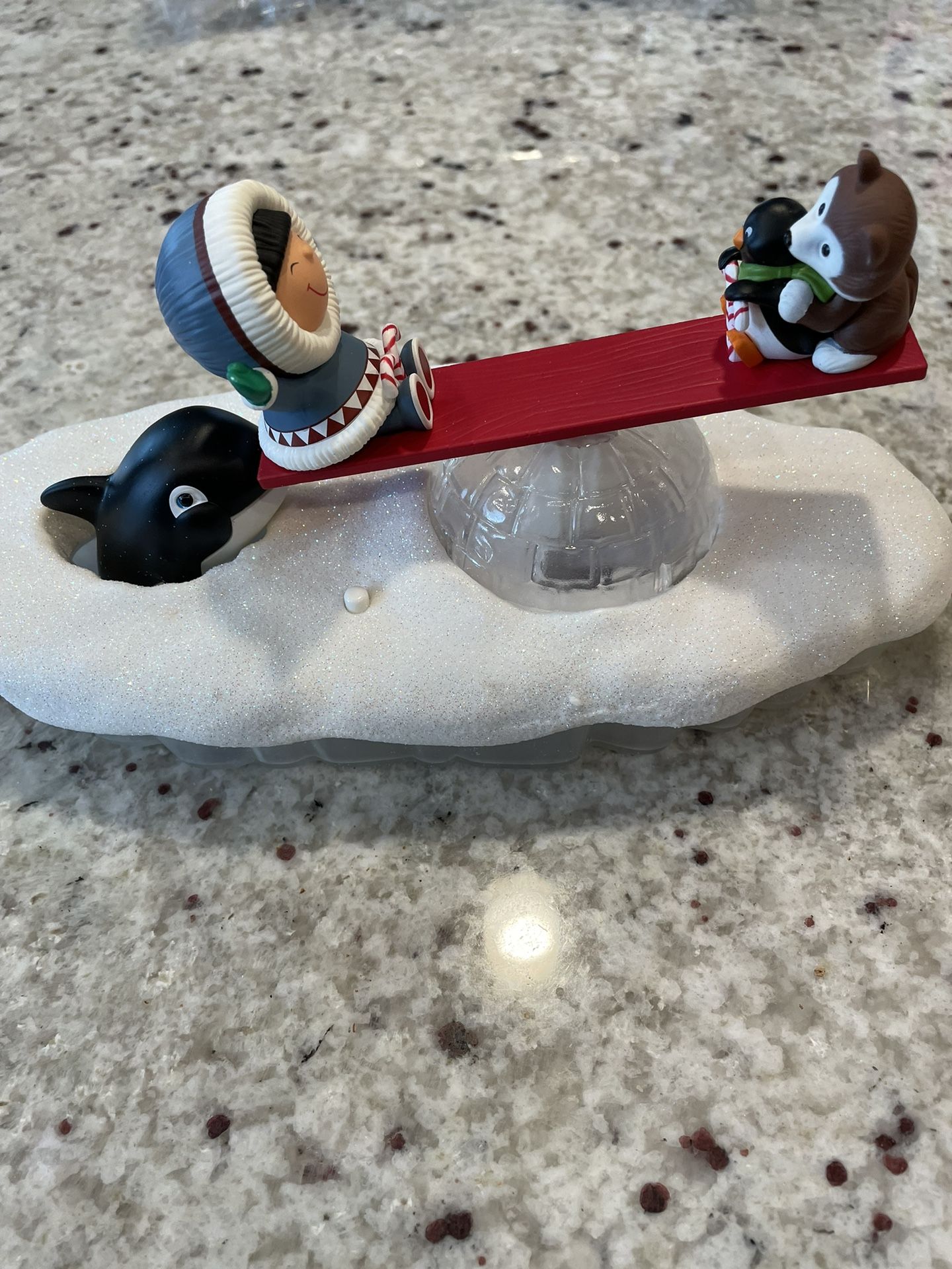 Hallmark Keepsake (The World Of Frosty Friends)