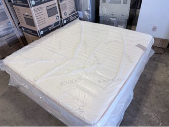 ✨King mattress Saatva Zenhaven ✨