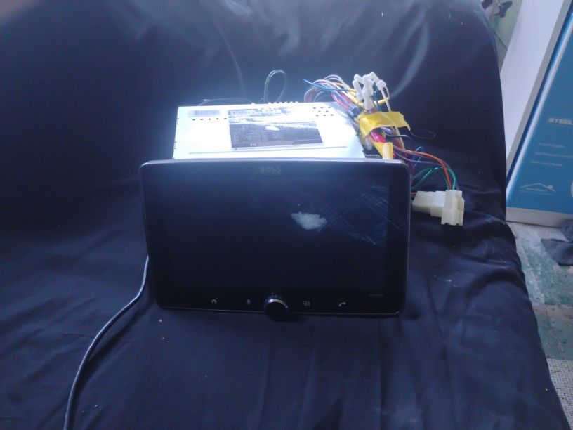 Boss Car Bluetooth Screen