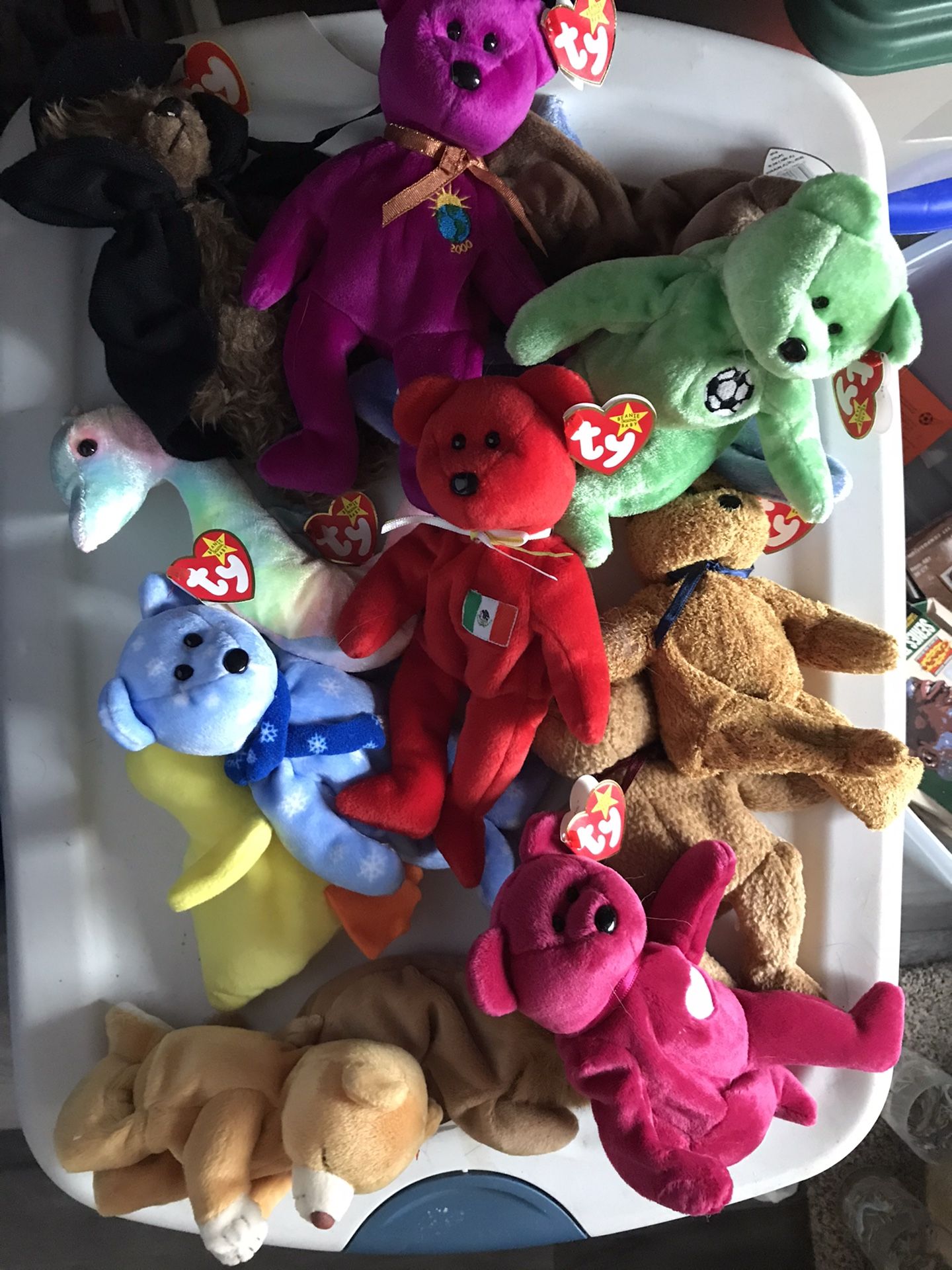 Lot of 17 original Beanie Babies plus BONUS!