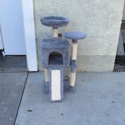 Cat Tower/Tree