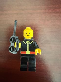 LEGO Minifigure City Classic Fire No Helmet Fire Fighter Fireman