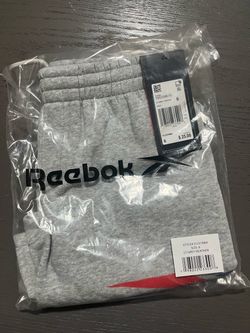 Reebok Boys' Vector Logo Fleece Short size 6
