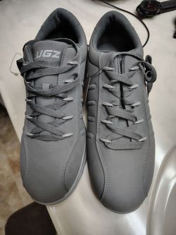 Mens shoes size 13