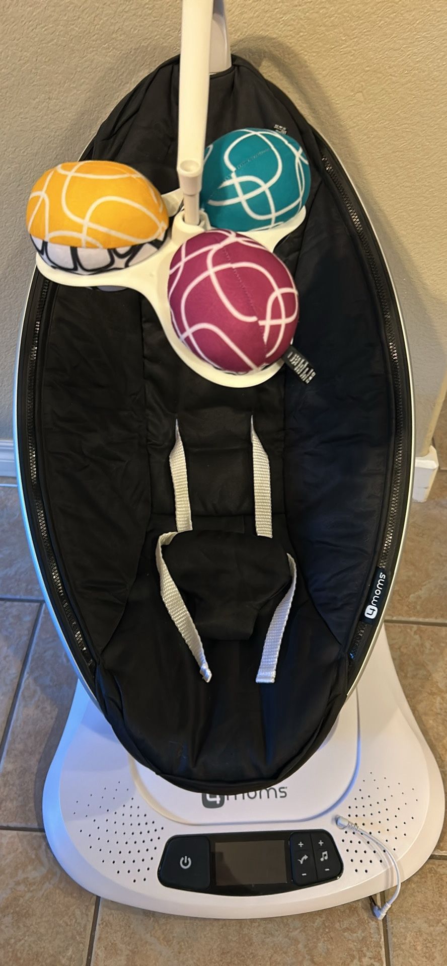 4Moms MamaRoo Rotating Chair