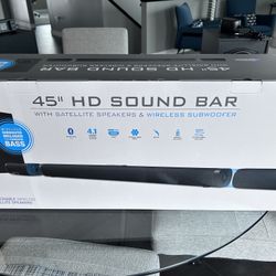 45” HD 4.1 Sound Bar With Subwoofer.