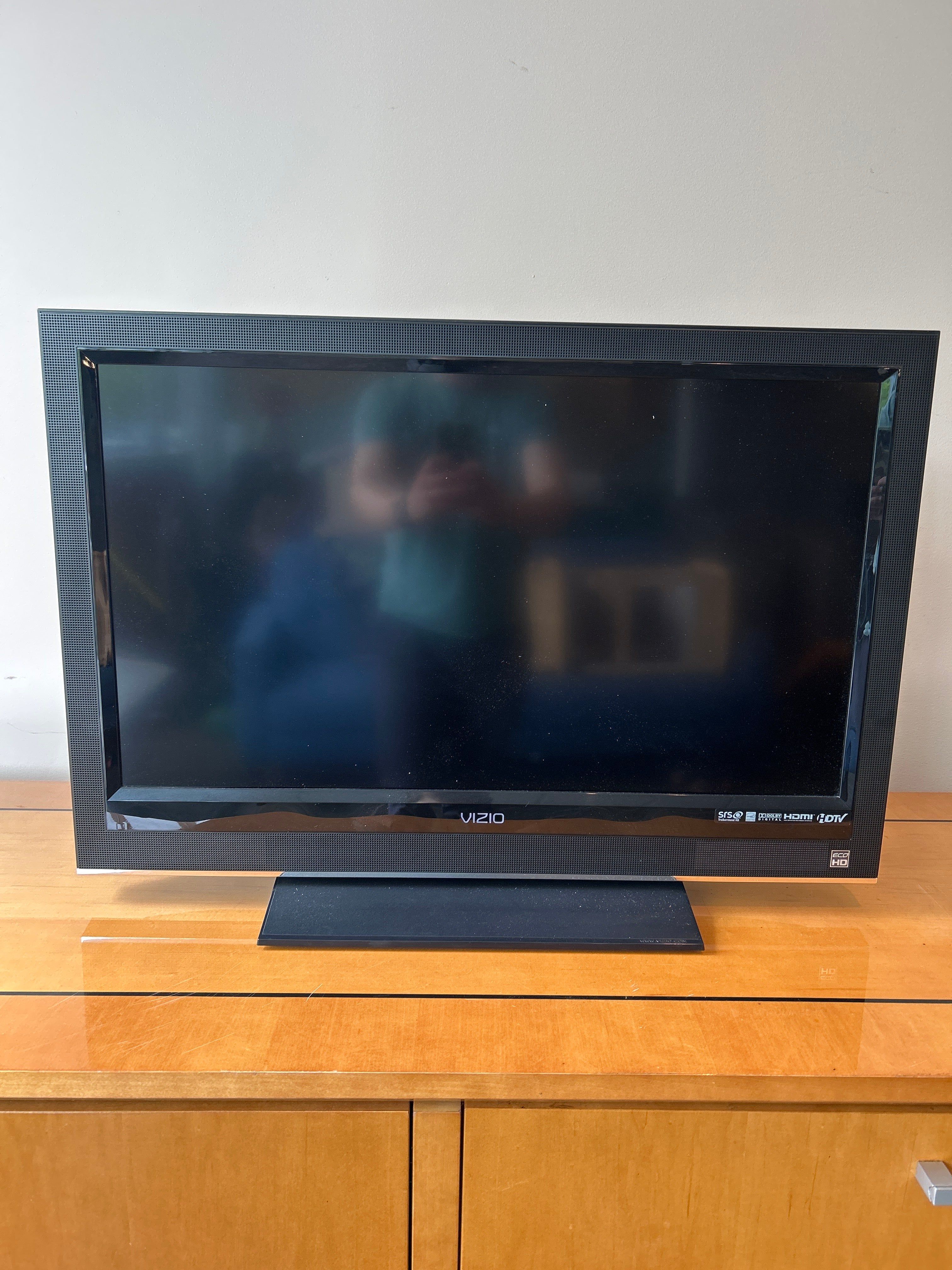 Vizio TV Model: VO320e