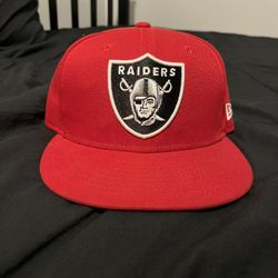 Men’s Las Vegas Raiders Fitted Hat (Size 7 3/8)