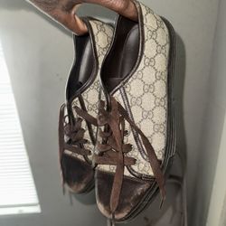 Gucci Shoes 
