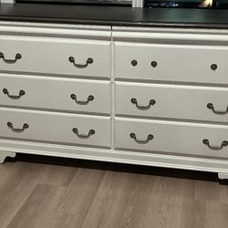 White Dresser for Sale
