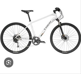 Trek 8.5 DS Hybrid Bike