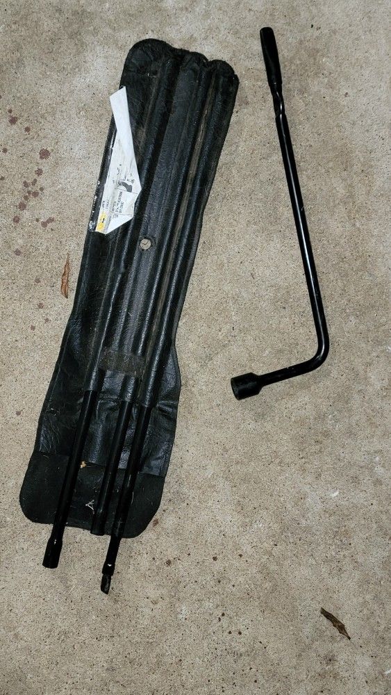 Chevy Colorado Spare Tire Kit 2004-20012